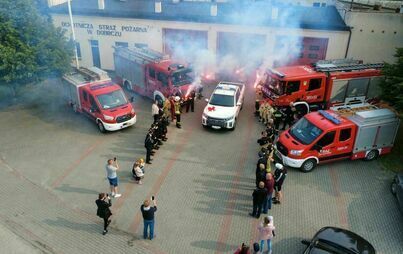 Zdjęcie do  Nowe pojazdy dla OSP Dobrcz i OSP Solec Kujawski!