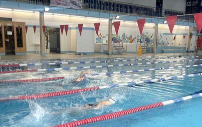 Zdjęcie do Drużynowe Szkolne Mistrzostwa Powiatu Bydgoskiego w pływaniu 