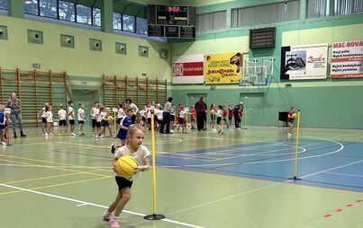 Zdjęcie do Mistrzostwa Powiatu Bydgoskiego w &bdquo;zabawach sportowych Pluszowego Misia&rdquo; klas I-III szk&oacute;ł podstawowych