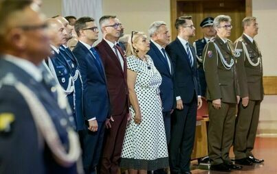 Zdjęcie do Wojew&oacute;dzkie Obchody Święta Polcji z udziałem Starosty Bydgoskiego
