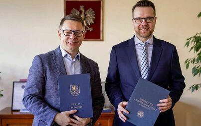 Zdjęcie do Nowe perspektywy dla młodych &ndash; Powiat Bydgoski i UKW z umową partnerską